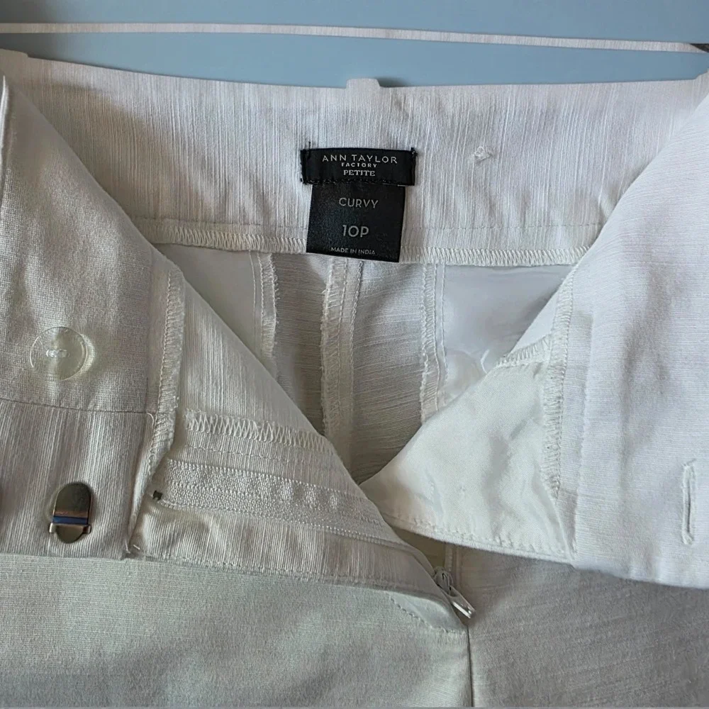 Ann Taylor Factory Petite Curvy 10P White Cotton Blend Ankle Pants High Waist